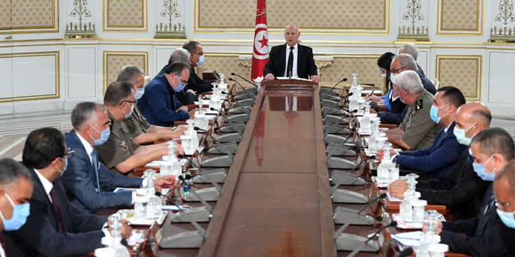 اجتماع طارئ في قصر قرطاج