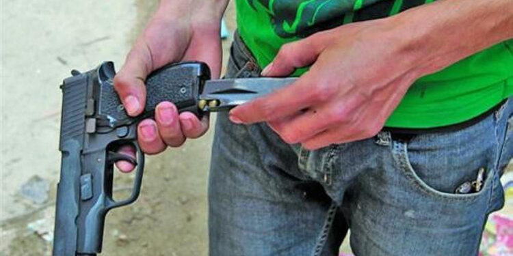 شارع 9 أفريل: عصابة تتسلّح بمسدس بلاستيكي وتُروّع المارّة!