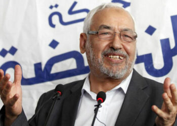 الغنوشي يتبرّع بـ80 ألف دينار لشراء مكثفات أكسيجين ومعدات طبية