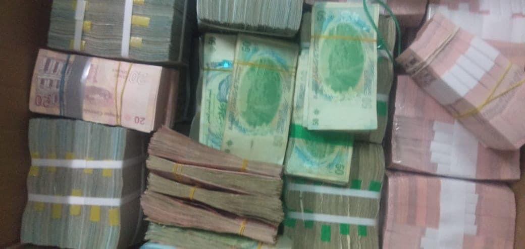 خلال مراقبة محلات لصرف العملة: حجز أكثر من مليار