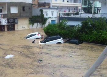 مدير التجهيز لأهالي القيروان: " كان جات مطر قوية نصبروا على بعضنا شوية "