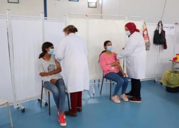 تونس : أكثر من 3 ملايين و700 ألف شخص استكملوا التطعيم ضد فيروس كورونا
