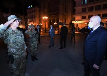 الشعب سئم الدستور والقواعد القانونية التي وضعوها على المقاس