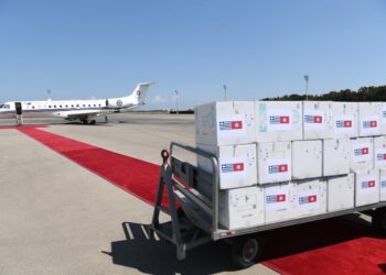 اليونان ترسل هبة ب100ألف جرعة من التلاقيح إلى تونس