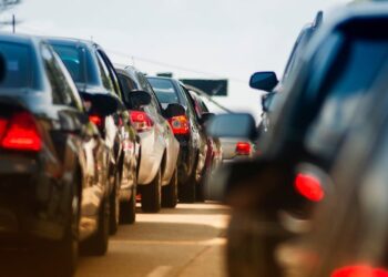 وزارة الداخلية تدعو مستعملي الطريق إلى التقيد بقواعد الجولان