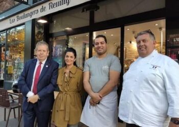 شارلوات عصر المسخرة والخديعة والجهل المقدّس