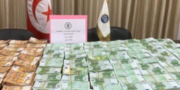 مصالح الديوانة تحبط عملية تهريب 1 مليون أورو من العملة